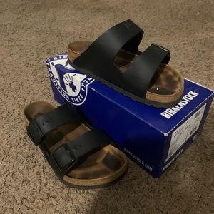 black birkenstock’s size 7 in women